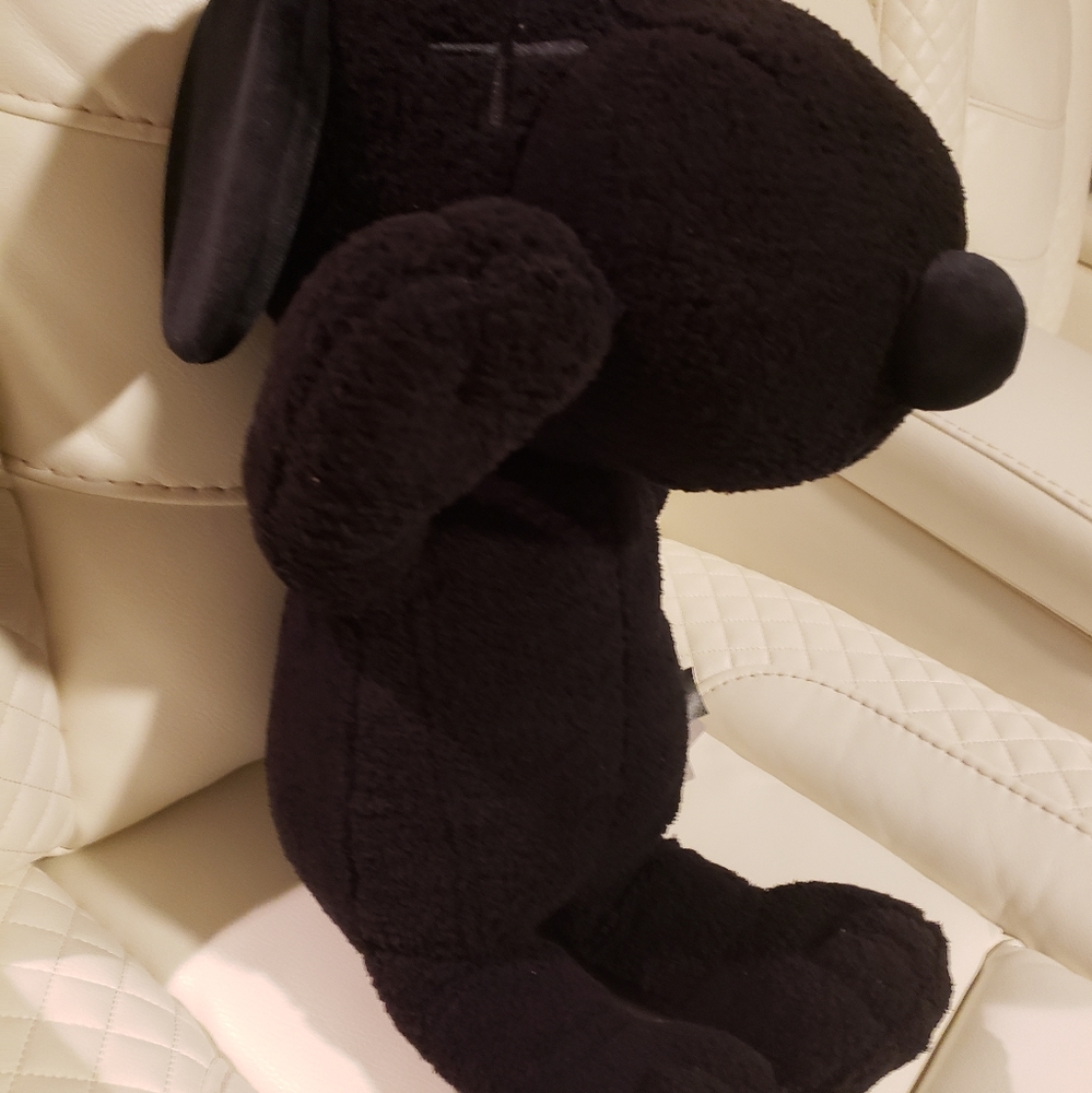 NWT KAWS Uniqlo UT Large Peanuts Snoopy Toy Plush